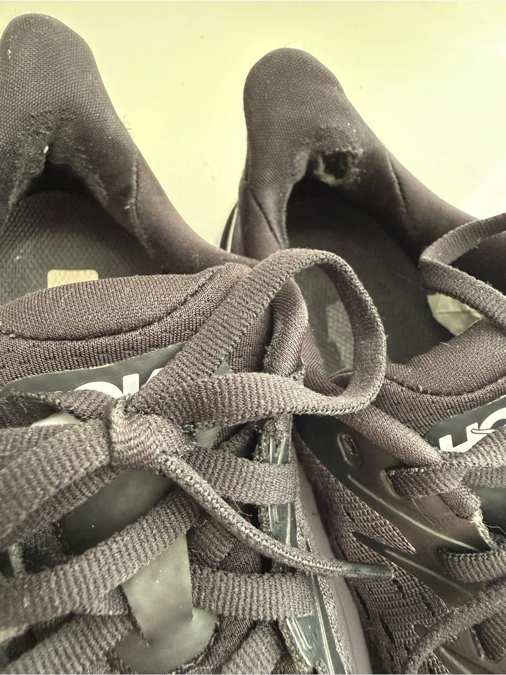 Hoka clifton 8 Women size 6 Black and White Athletic Running Shoes
